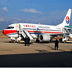 日喀则定日机场空运航空快运业稳步发展的原因是什么？